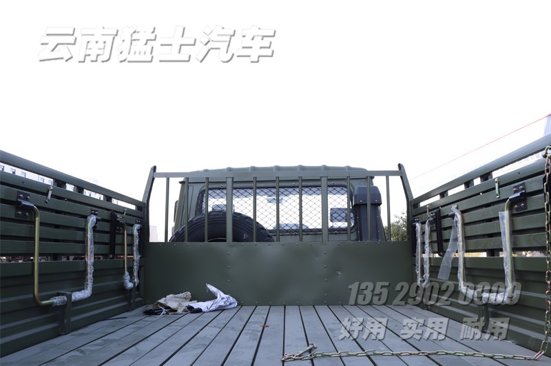 東風四驅越野卡車,東風153越野車,EQ2070G載貨汽車,東風軍車,越野專用車