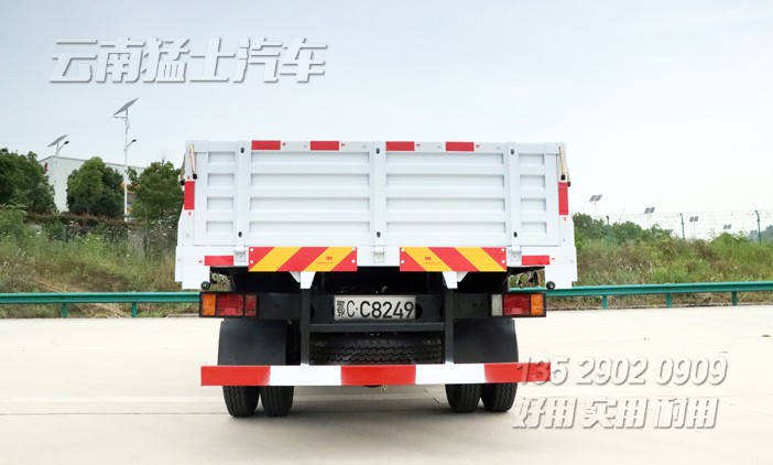 東風小四驅,右舵卡車,東風輕卡,東風福瑞卡,四驅越野卡車,四驅越野底盤