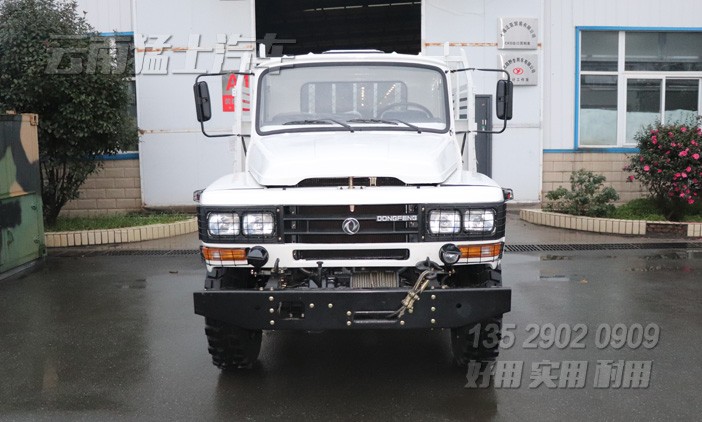 東風六驅越野車,東風尖頭卡車,四驅六驅長頭卡車,東風卡車出口,EQ240,6*6越野運輸車