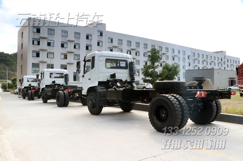 出口菲律賓底盤,出口新加坡車輛,卡車底盤出口,四驅天錦底盤,出口專用車,自卸汽車出口