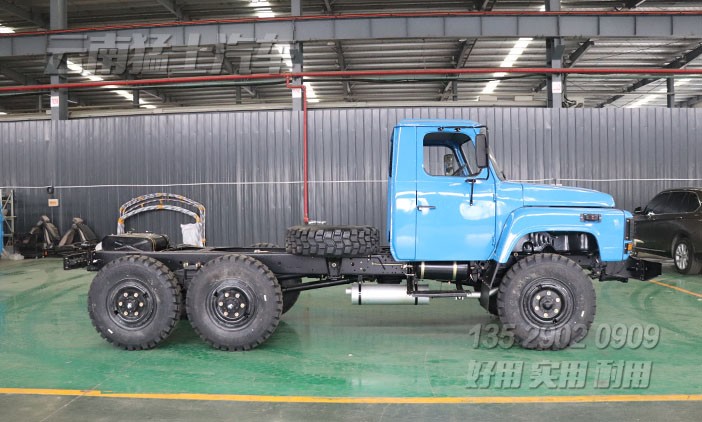 東風25Y,東風六驅越野車,六驅專用車底盤,EQ2082E6D,越野卡車底盤,專用車底盤改裝