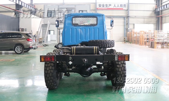 東風25Y,東風六驅越野車,六驅專用車底盤,EQ2082E6D,越野卡車底盤,專用車底盤改裝