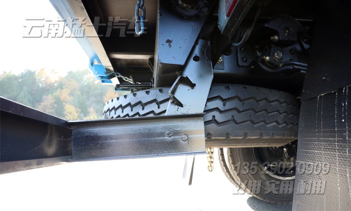 輕型自卸卡車(chē),長(zhǎng)頭自卸,3.5噸自卸汽車(chē),出口自卸貨車(chē),東風(fēng)商用汽車(chē),4x2自卸汽車(chē)