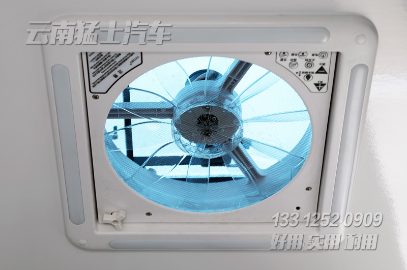 四驅依維柯房車,房車內飾,房車布局,房車功能,房車設計廠家