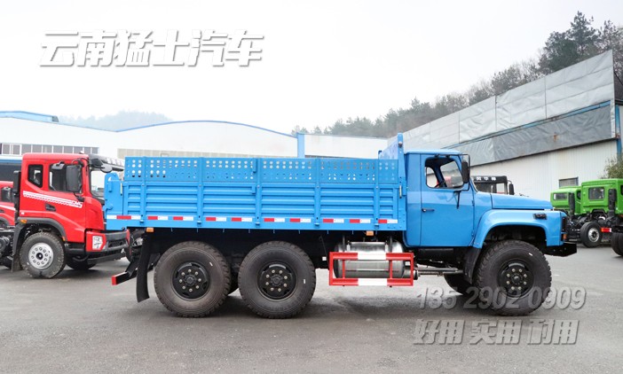 EQ2100自卸汽車(chē),5噸尖頭自卸車(chē),東風(fēng)藍(lán)自卸車(chē),出口車(chē)專(zhuān)供,六驅(qū)自卸車(chē),6*6公路運(yùn)輸車(chē)