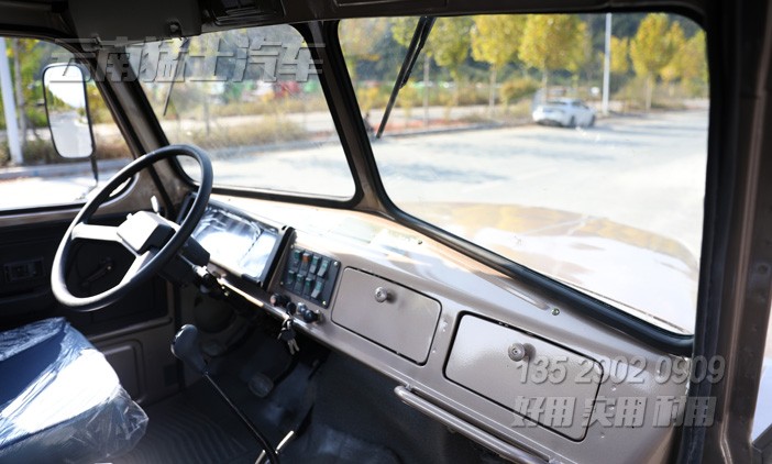 25Y卡車底盤,東風六驅,香檳色貨車,東風經典卡車,6*6尖頭車,底盤改裝