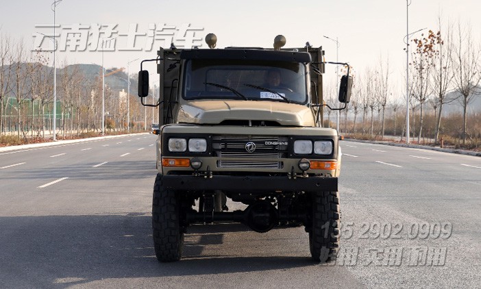 東風EQ240,二汽尖頭車,六驅越野車配置,經典尖頭車