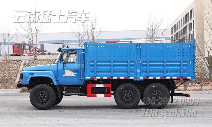 中置頂自卸,3.5噸平板翻斗,二汽240全驅卡車,自卸運輸車出口,尖頭自卸車銷售