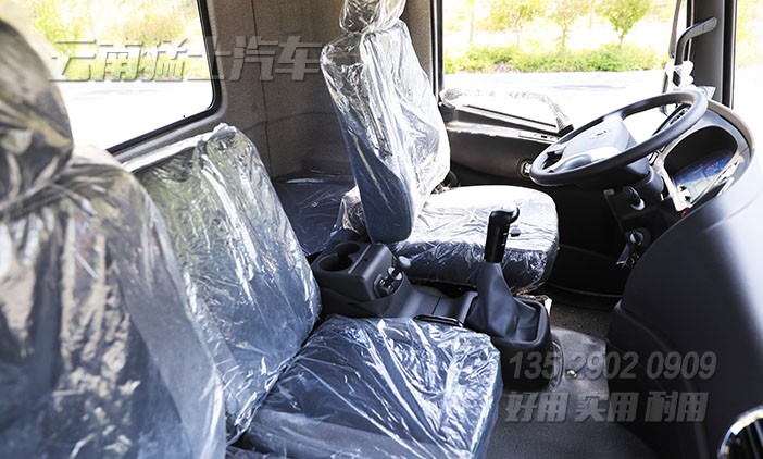 340馬力底盤,雙13噸卡車底盤,底盤廠家定制,三橋全驅底盤,中型卡車底盤,六驅專用車底盤