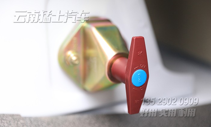 東風六驅,EQ2082,尖頭卡車底盤,專用車底盤廠家,全驅底盤