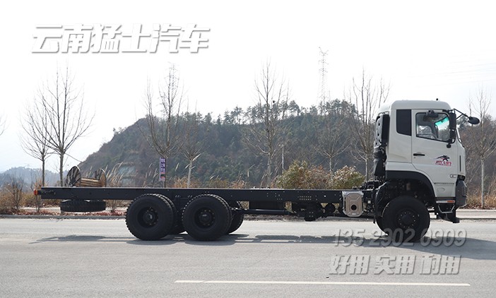 400馬力底盤,特種車底盤,越野專用車底盤,底盤改裝,定制化底盤,六驅重卡底盤,后八輪底盤